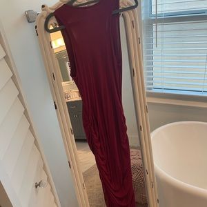 Vici dark red ruched midi dress size medium